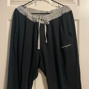 Champion Joggers 2XL in Black!